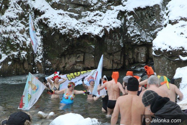 w-przesiece-bya-wielka-kapiel-morsow-foto-video-55498