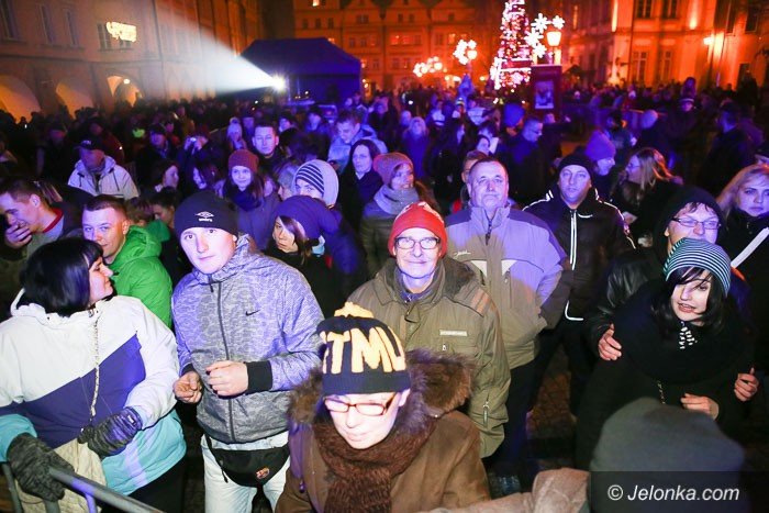 tak-sie-bawia-jelenia-gora-w-noc-sylwestrowa-foto-55561