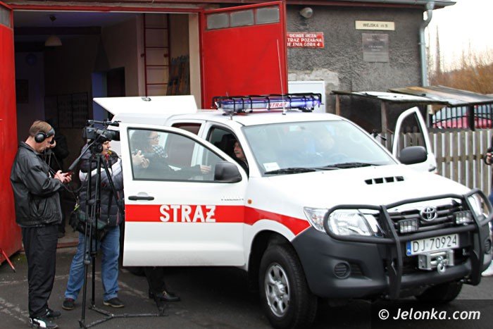 terenowa-toyota-dla-ochotnikow-z-wiejskiej-foto-video-55580