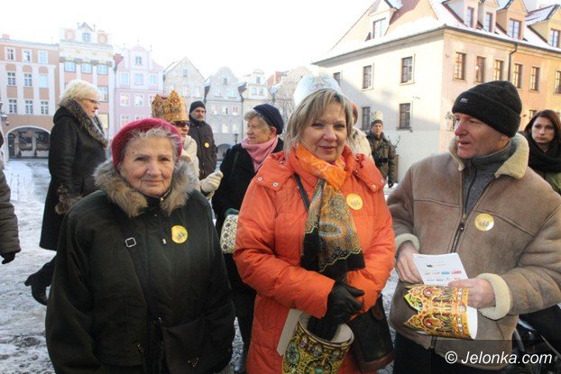 trzej-krolowie-dotarli-do-jeleniogorskiego-betlejem-foto-video-55619