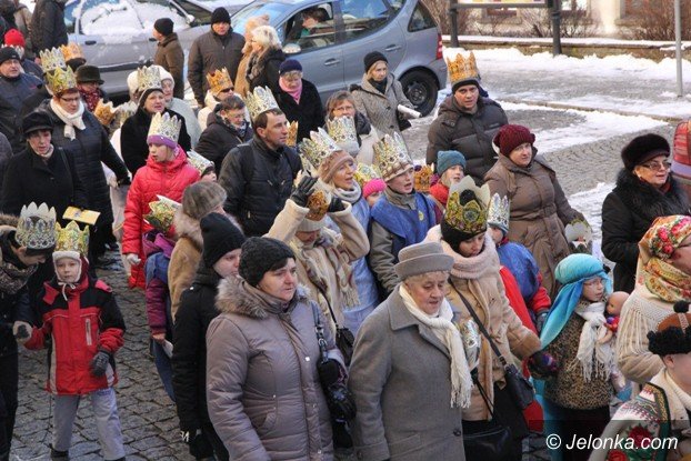 trzej-krolowie-dotarli-do-jeleniogorskiego-betlejem-foto-video-55619