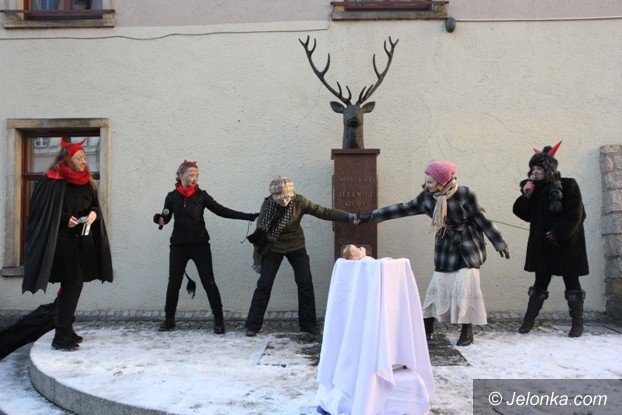 trzej-krolowie-dotarli-do-jeleniogorskiego-betlejem-foto-video-55619