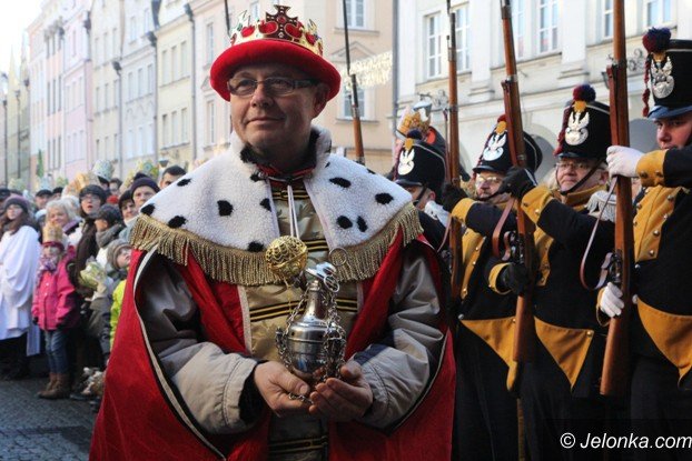 trzej-krolowie-dotarli-do-jeleniogorskiego-betlejem-foto-video-55619