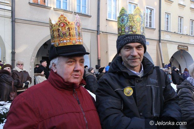 trzej-krolowie-dotarli-do-jeleniogorskiego-betlejem-foto-video-55619