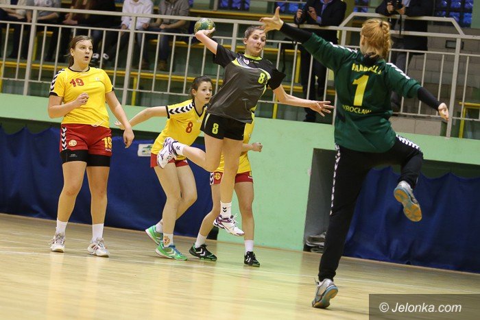 brutalny-mecz-na-szczycie-foto-55756