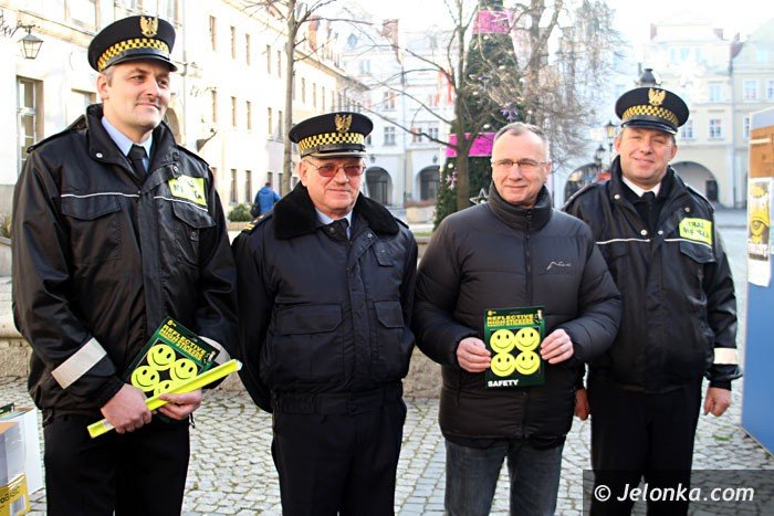 tysiace-odblaskow-dla-poprawy-bezpieczenstwie-w-miescie-foto-video-55801