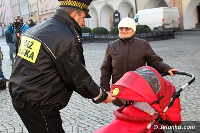 tysiace-odblaskow-dla-poprawy-bezpieczenstwie-w-miescie-foto-video-55801