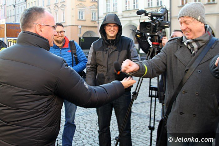 tysiace-odblaskow-dla-poprawy-bezpieczenstwie-w-miescie-foto-video-55801