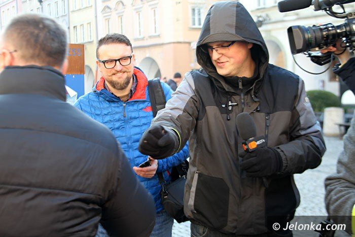 tysiace-odblaskow-dla-poprawy-bezpieczenstwie-w-miescie-foto-video-55801