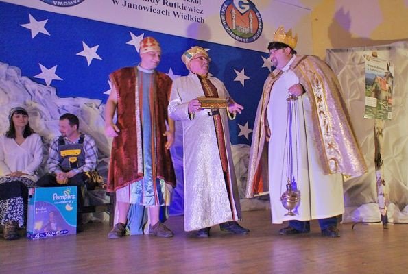wojt-proboszcz-radni-i-urzednicy-zagrali-dla-szkoy-foto-55836