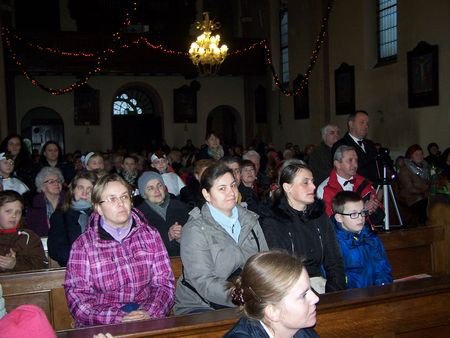 wspolne-koledowanie-w-piechowicach-foto-55838