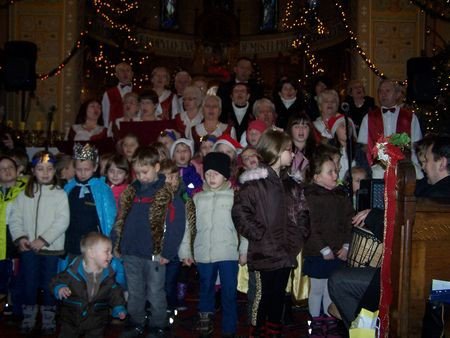 wspolne-koledowanie-w-piechowicach-foto-55838