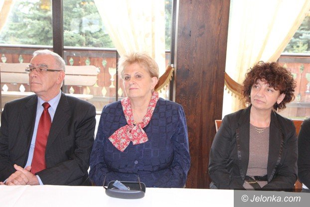 stawiaja-na-wspolna-promocje-powiatu-jeleniogorskiego-foto-55861