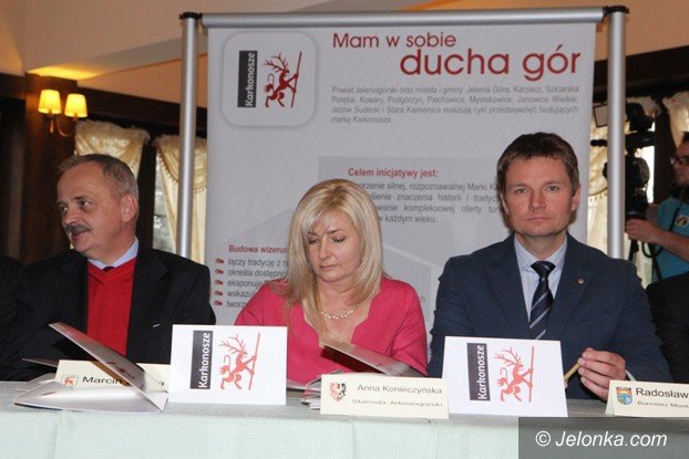 stawiaja-na-wspolna-promocje-powiatu-jeleniogorskiego-foto-55861
