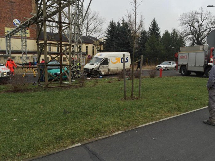 wypadek-koo-jelchemu-trzy-osoby-w-szpitalu-foto-55883