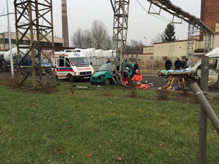 wypadek-koo-jelchemu-trzy-osoby-w-szpitalu-foto-55883