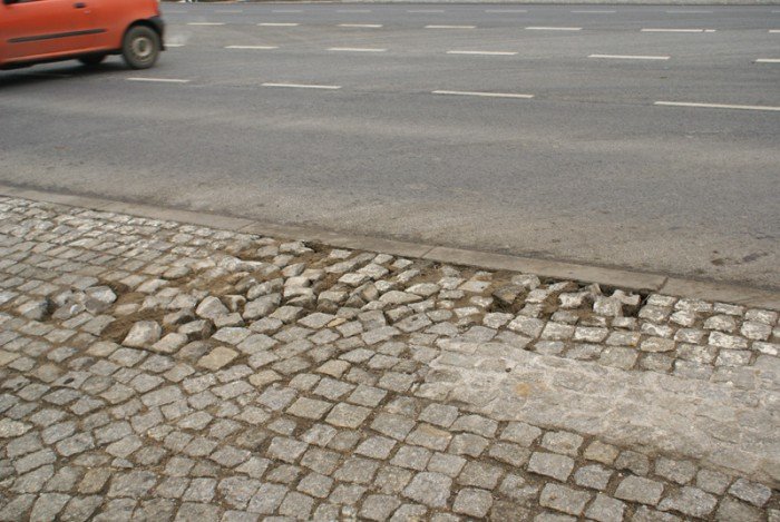 kiedy-naprawia-kostke-przy-obwodnicy-poudniowej-foto-55949