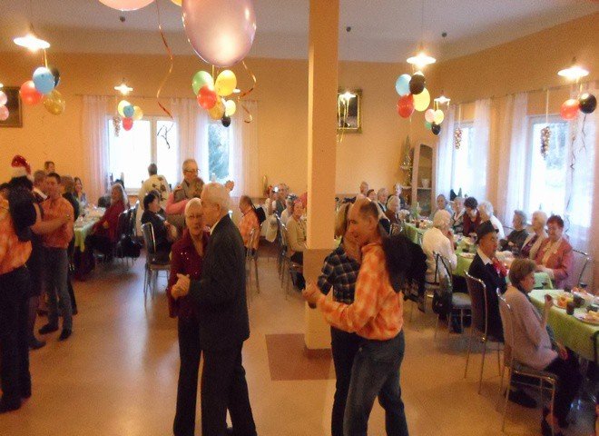 na-balu-w-dpsie-bya-swietna-zabawa-foto-56070