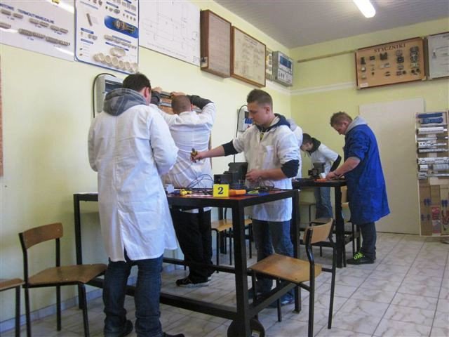 najlepsi-modzi-elektrycy-sa-w-piechowicach-foto-56217