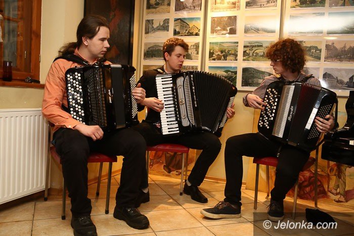 spotkanie-noworoczne-w-stowarzyszeniu-miosnikow-kowar-foto-56222