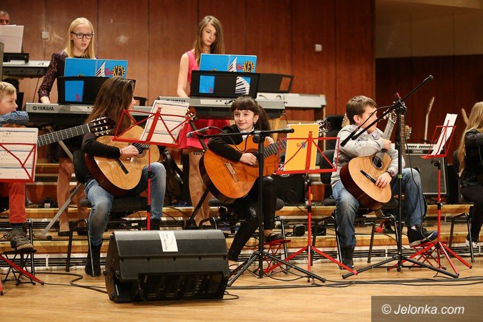 piekny-koncert-karnawaowy-uczniow-yamahy-foto-56230