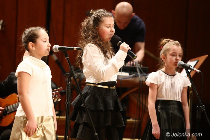 piekny-koncert-karnawaowy-uczniow-yamahy-foto-56230