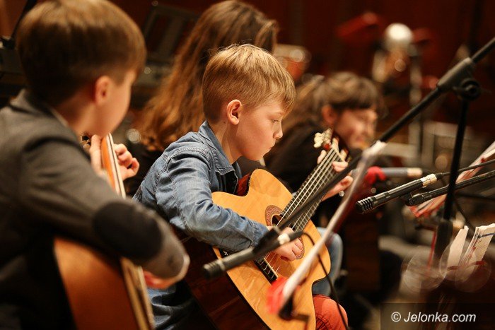 piekny-koncert-karnawaowy-uczniow-yamahy-foto-56230