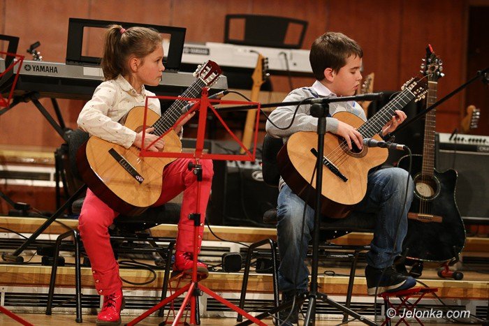 piekny-koncert-karnawaowy-uczniow-yamahy-foto-56230
