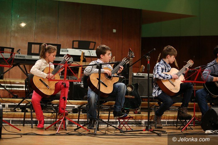 piekny-koncert-karnawaowy-uczniow-yamahy-foto-56230