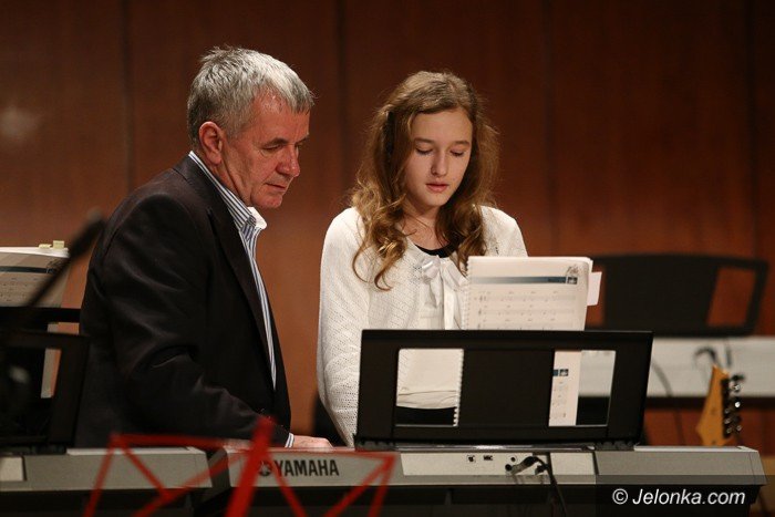 piekny-koncert-karnawaowy-uczniow-yamahy-foto-56230