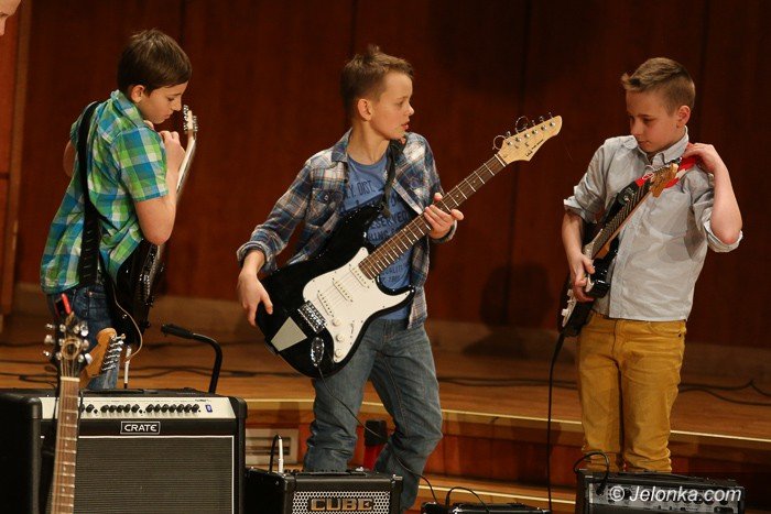 piekny-koncert-karnawaowy-uczniow-yamahy-foto-56230