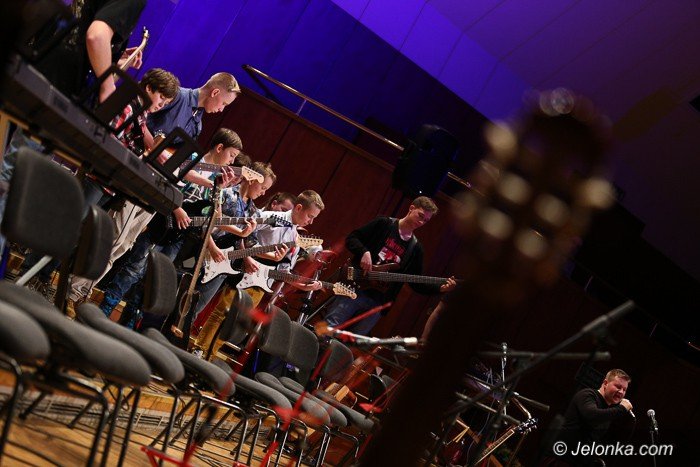 piekny-koncert-karnawaowy-uczniow-yamahy-foto-56230
