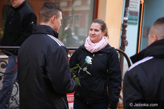 biaoniebieskie-kwiatki-z-okazji-walentynek-foto-56302