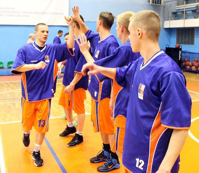sensacyjna-porazka-sudetow-foto-56316