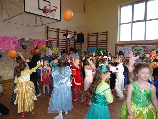 karnawaowe-szalenstwo-w-sobieszowie-foto-56344