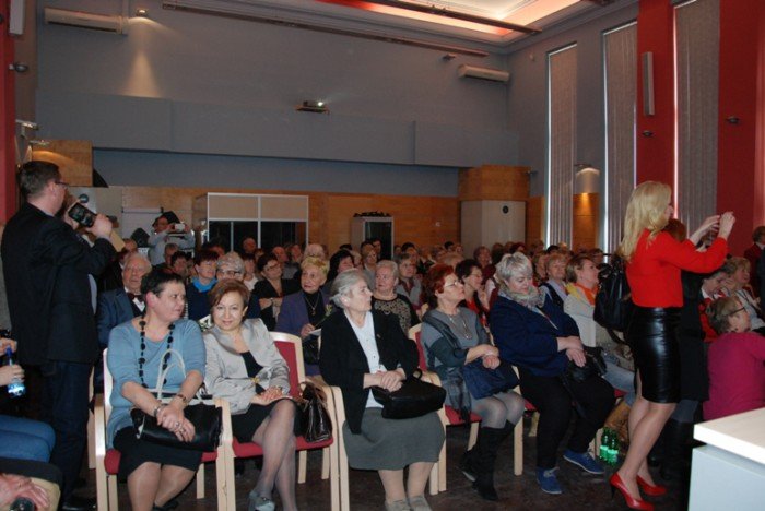 honorowe-odznaki-dla-naszych-seniorow-foto-56406