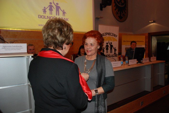 honorowe-odznaki-dla-naszych-seniorow-foto-56406