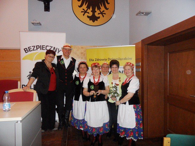 honorowe-odznaki-dla-naszych-seniorow-foto-56406