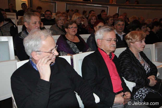 yaga-przeniosa-widzow-w-swiat-francuskiej-bohemy-foto-56425