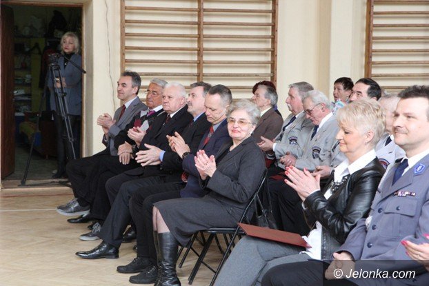 mundurowi-uczniowie-zaprzysiezeni-foto-video-56503