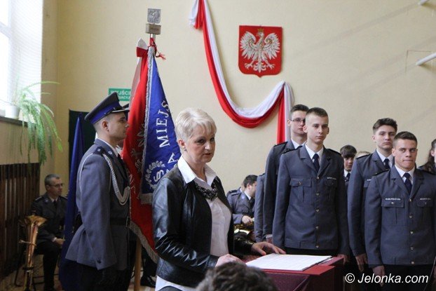 mundurowi-uczniowie-zaprzysiezeni-foto-video-56503