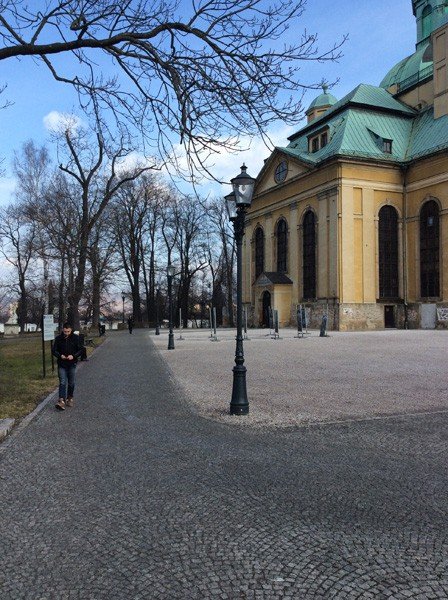 kto-pomoze-bakajacemu-sie-zwierzakowi-foto-56552