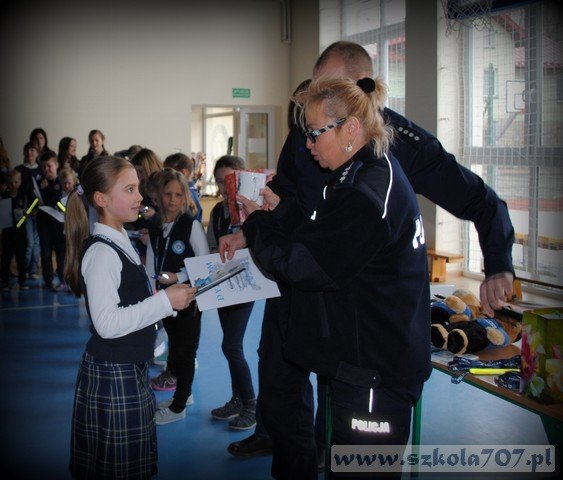 badz-bezpieczny-ucz-sie-od-policji-foto-56554
