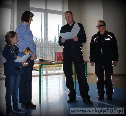 badz-bezpieczny-ucz-sie-od-policji-foto-56554