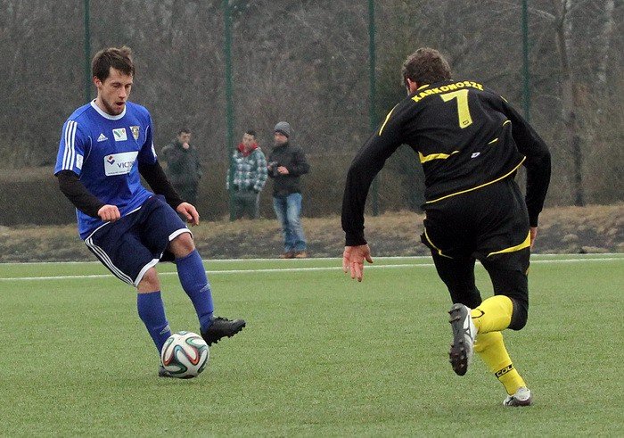 pojedynek-biaoniebieskich-dla-gornika-foto-56566