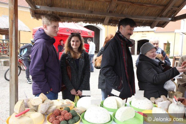 wiosenny-jarmark-w-omnicy-jeszcze-dzisiaj-foto-56696