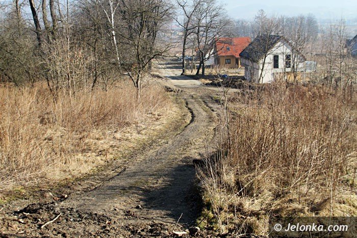 trwa-utwardzanie-drog-na-osiedlu-urocza-ii-foto-56749