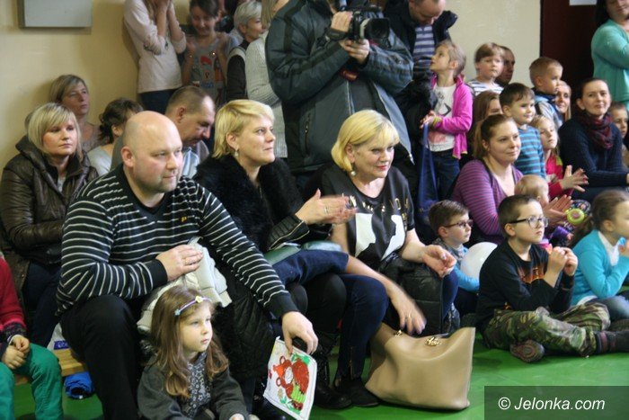 w-dwojce-wiele-sie-dzieje-kazdy-mog-to-zobaczyc-foto-56821