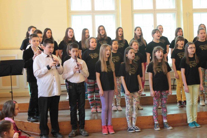 w-dwojce-wiele-sie-dzieje-kazdy-mog-to-zobaczyc-foto-56821