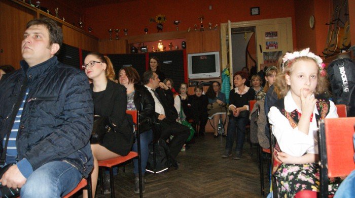 patriotycznie-w-modziezowym-domu-kultury-foto-56849